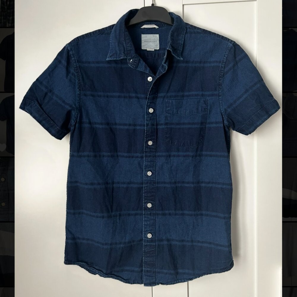 Blue button up shirt | American Eagle Men's S | Short sleeve